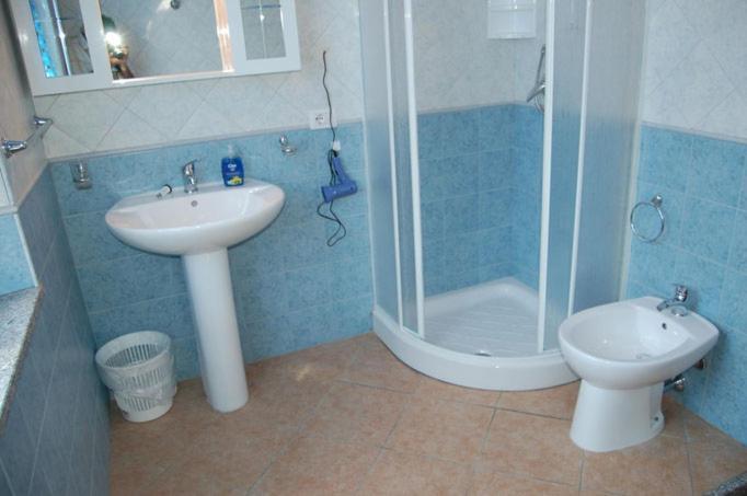 Bed and Breakfast C'E Posto Per Te SantʼAntìoco Zewnętrze zdjęcie